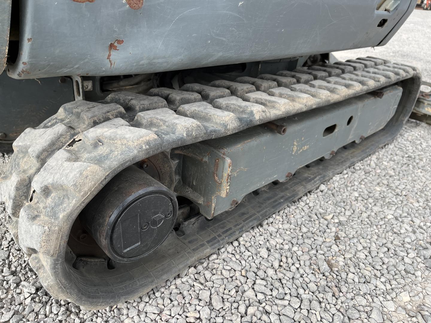 ./imagenes/INVOICE/2019/17461/MINIEXCAVADORA WACKER NEUSON ET20 (29).JPG